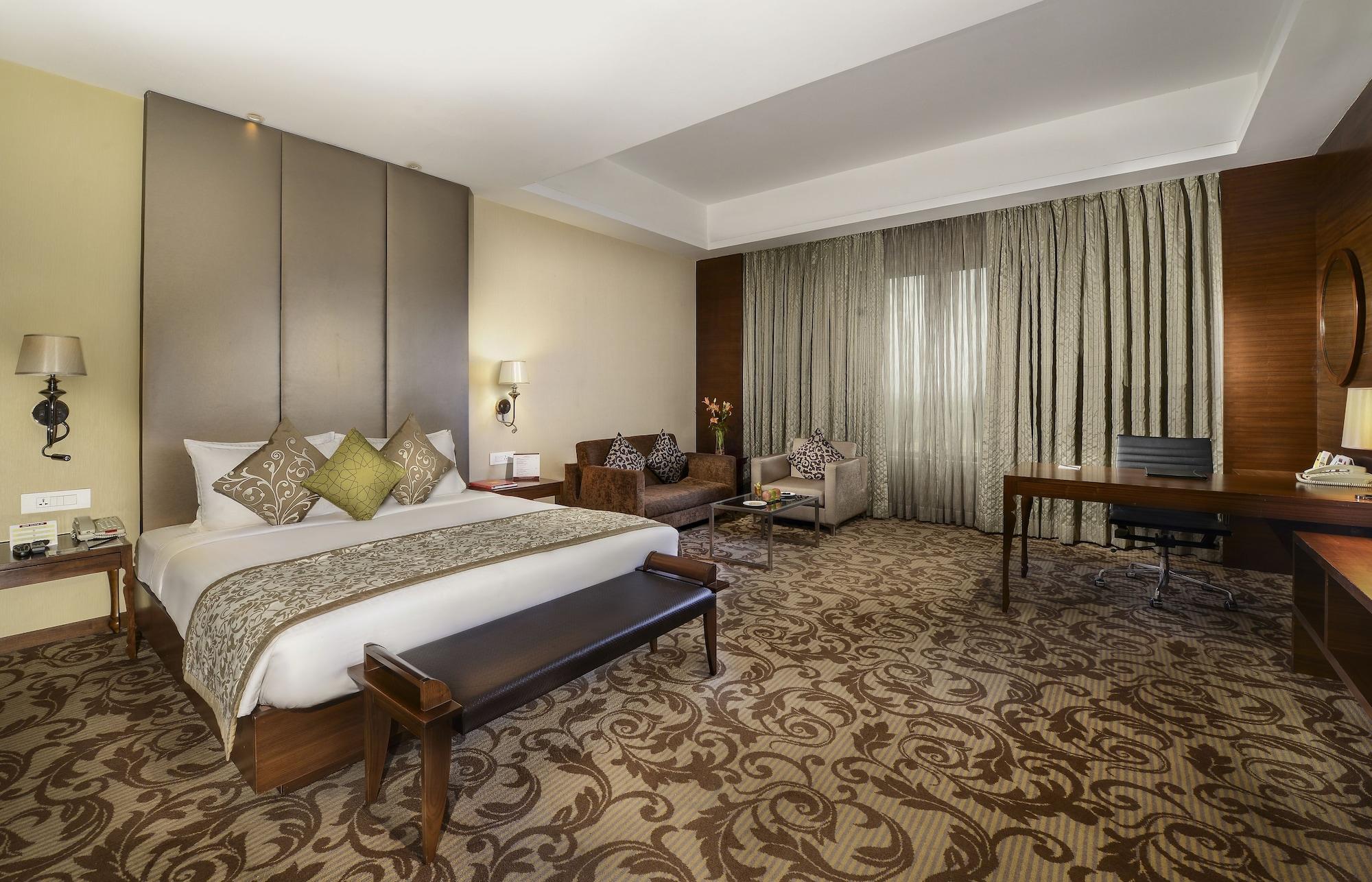 Pride Plaza Hotel, Calcutta Extérieur photo A suite at the Taj Mahal Palace