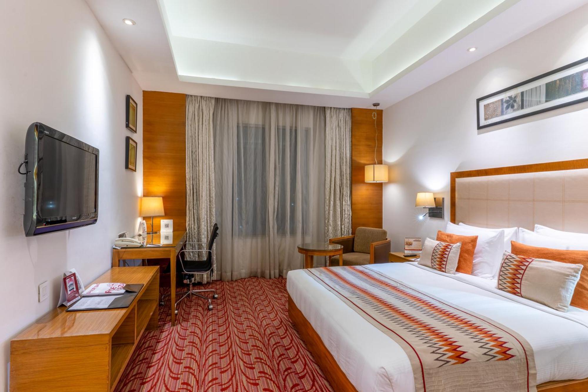 Pride Plaza Hotel, Calcutta Extérieur photo Deluxe Room