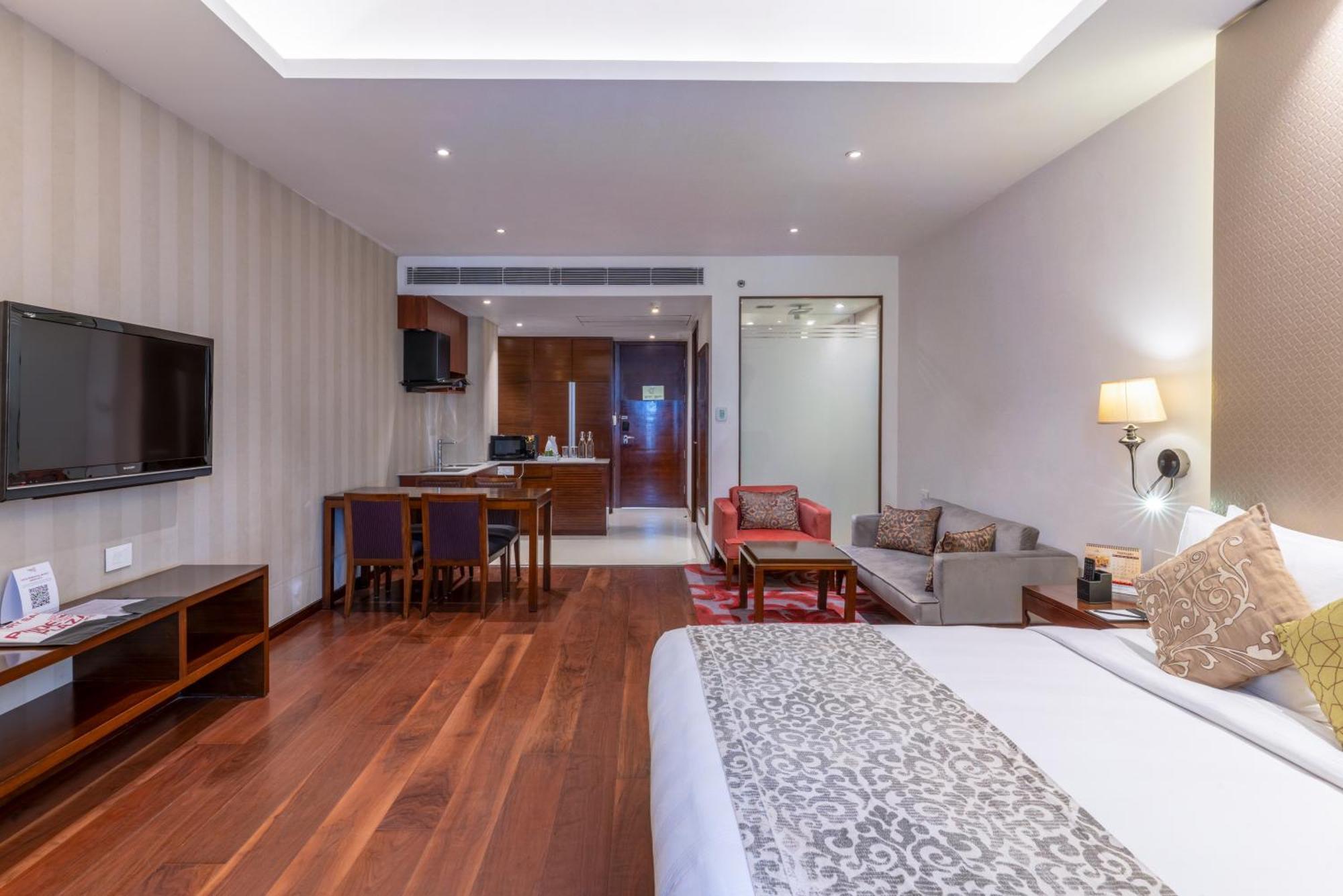 Pride Plaza Hotel, Calcutta Extérieur photo Suite room at The Park, New Delhi